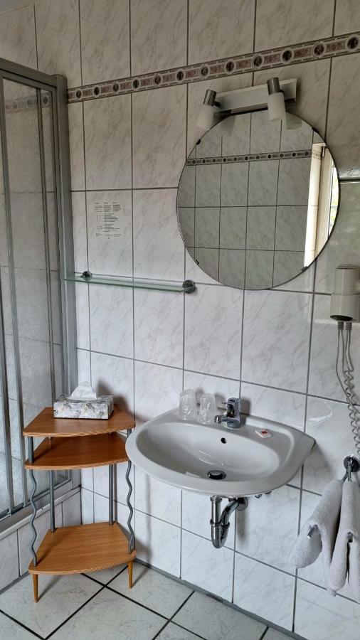 Hotel Gasthof Weisser Loewe Burgthann المظهر الخارجي الصورة