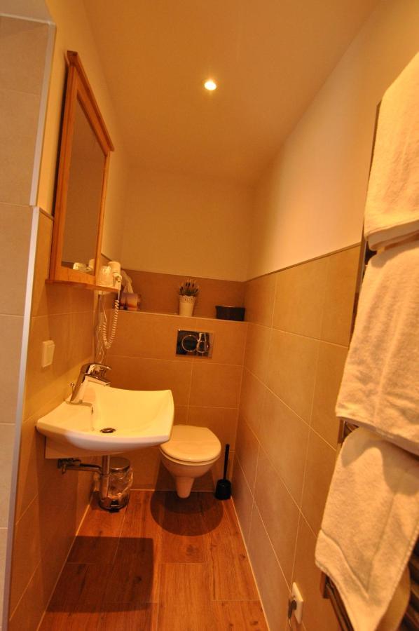 Hotel Gasthof Weisser Loewe Burgthann المظهر الخارجي الصورة