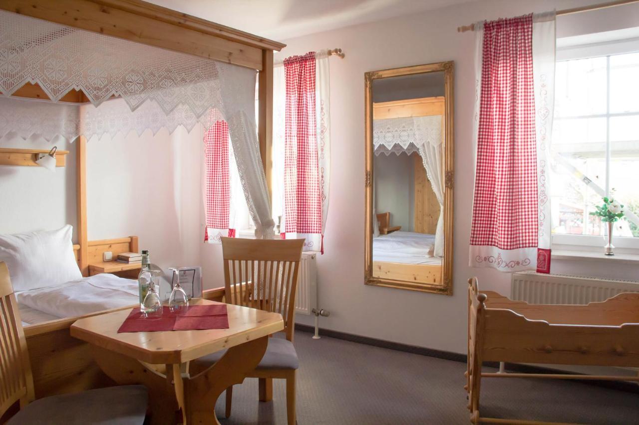 Hotel Gasthof Weisser Loewe Burgthann المظهر الخارجي الصورة
