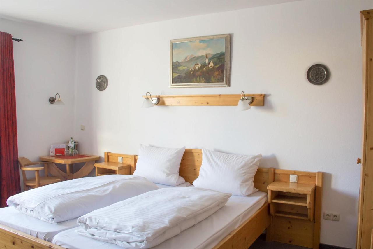 Hotel Gasthof Weisser Loewe Burgthann المظهر الخارجي الصورة